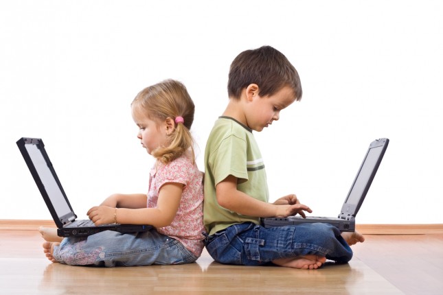 i bambini e la tecnologia nella società di oggi